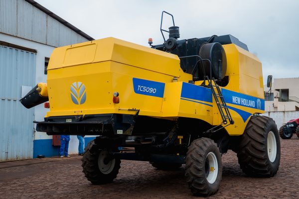 COSECHADORA NEW HOLLAND TC5090 - Imagen 5