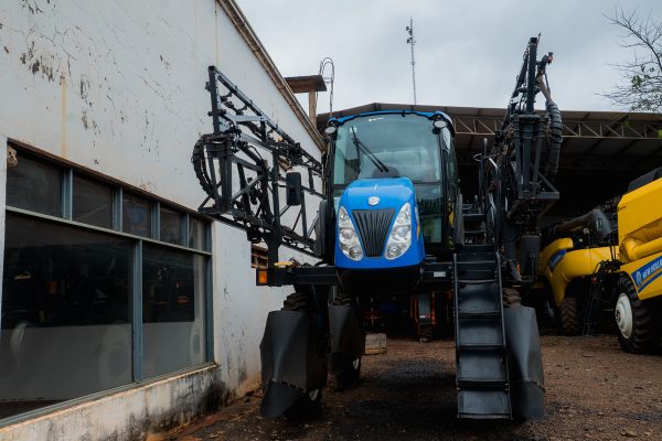 PULVERIZADOR NEW HOLLAND SP2500 - Imagen 2