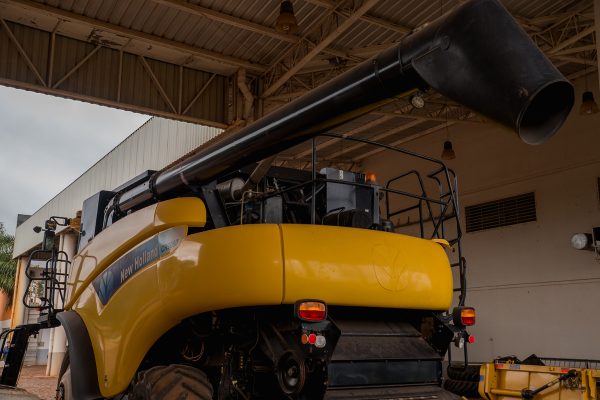 COSECHADORA NEW HOLLAND CR9060 - Imagen 4