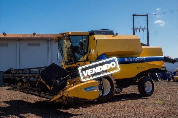 COSECHADORA NEW HOLLAND TC5090