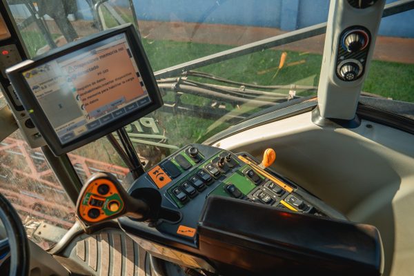 PULVERIZADOR NEW HOLLAND SP2500 - Imagen 11