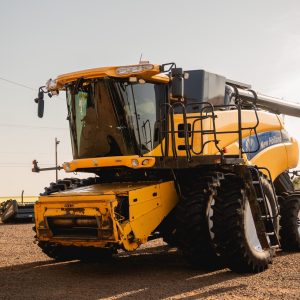 COSECHADORA NEW HOLLAND CR9080
