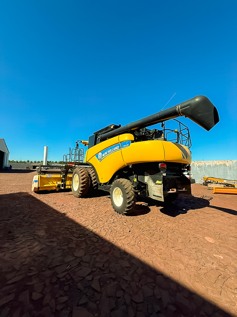 COSECHADORA NEW HOLLAND CR5.85 - Imagen 7