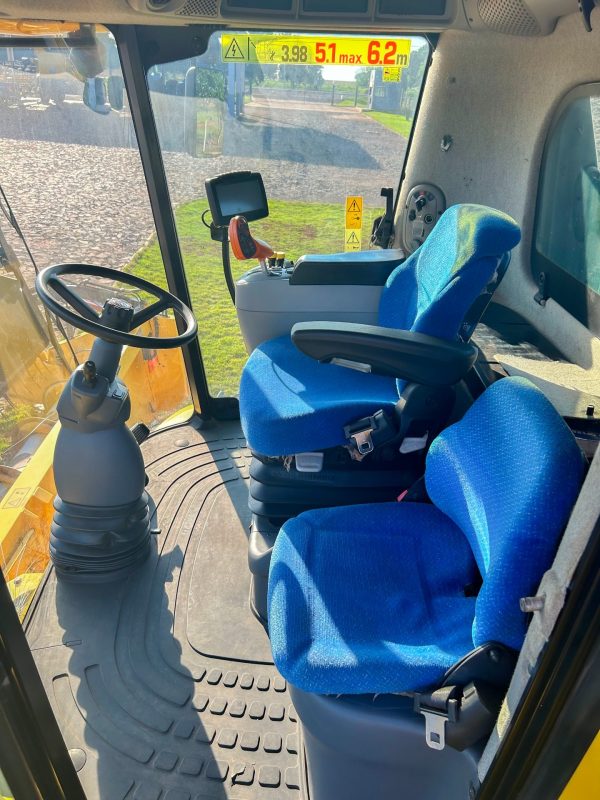 Cosechadora New Holland CR6080 - Imagen 6