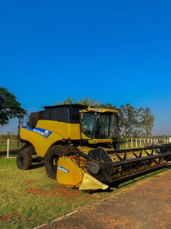 Cosechadora New Holland CR6080 - Imagen 7