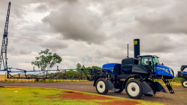 Pulverizador New Holland SP2500