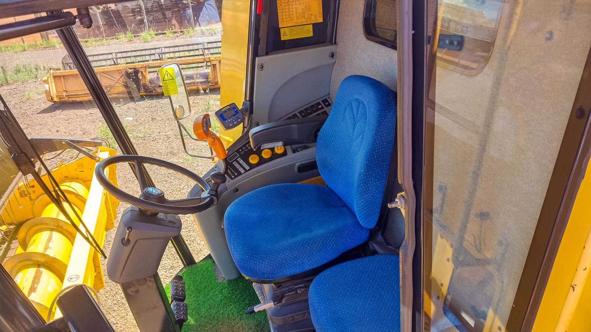 COSECHADORA NEW HOLLAND TC5090 - Imagen 5