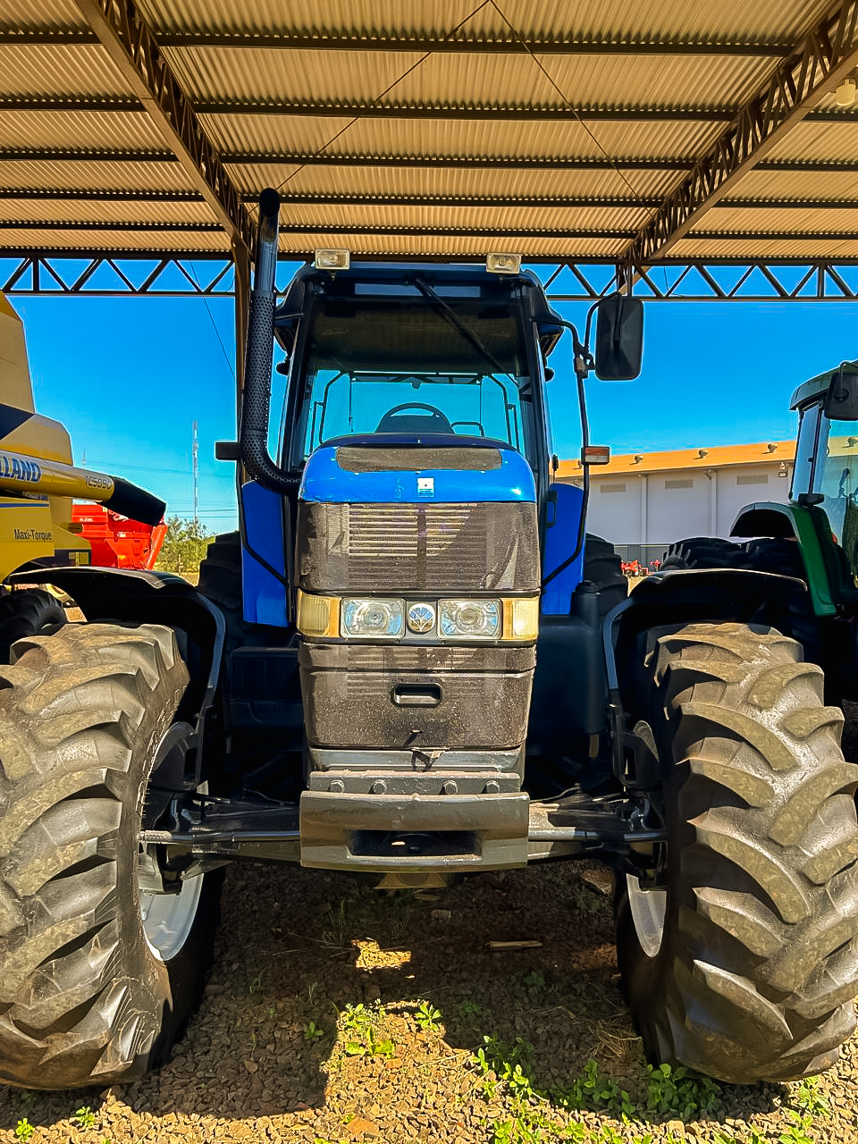 Tractor New Holland TM7010 - Imagen 2