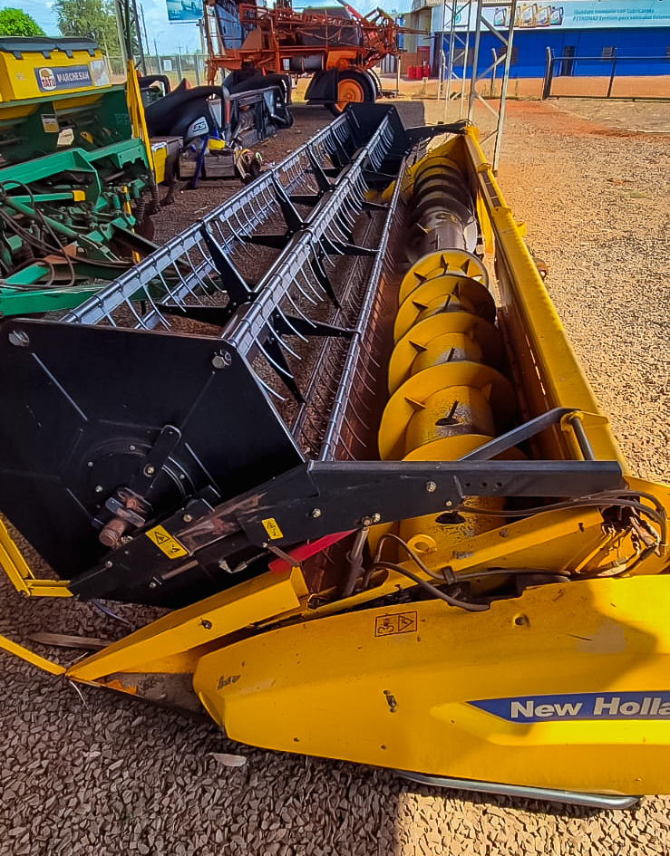 Cosechadora New Holland TC5090 - Imagen 3