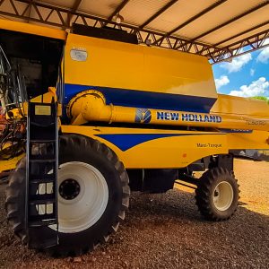 Cosechadora New Holland TC5090