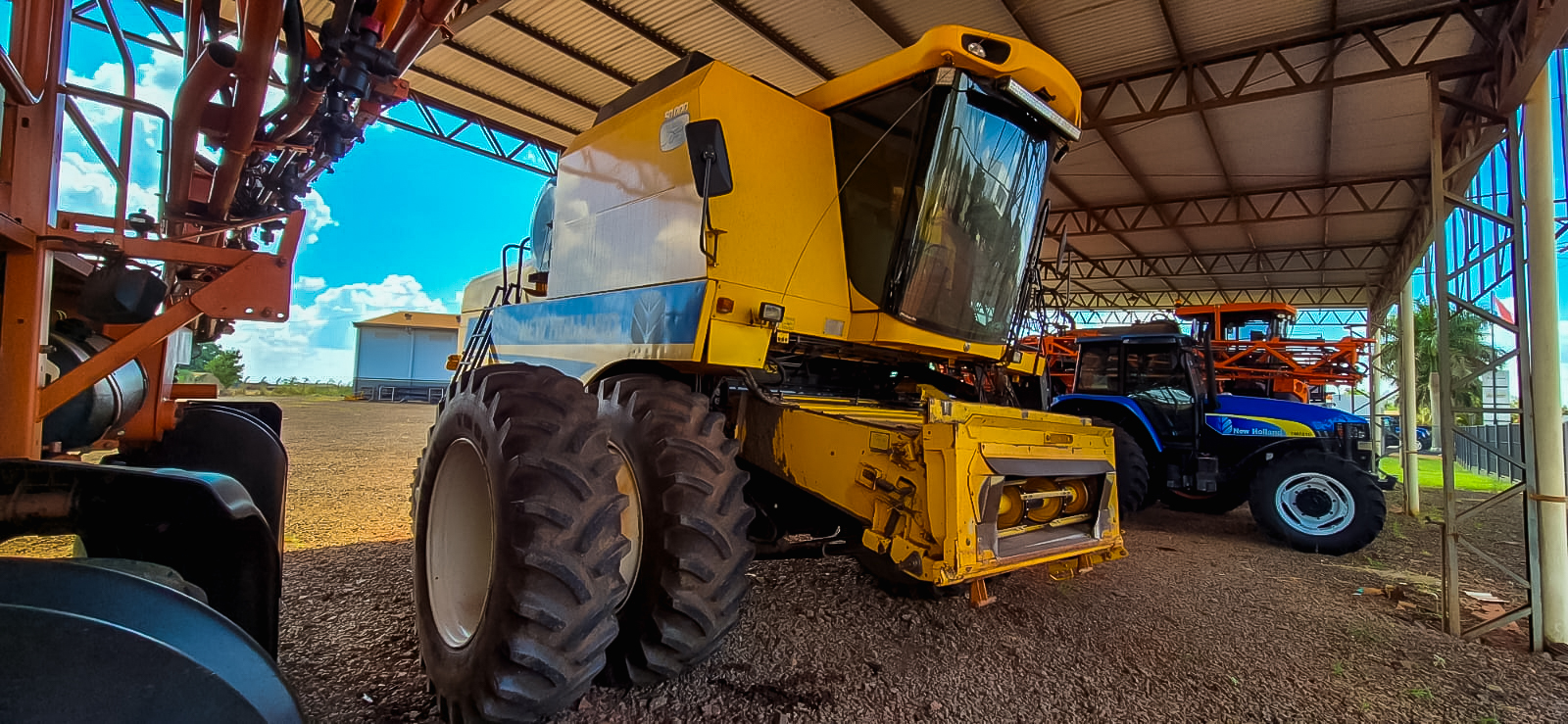 Cosechadora New Holland TC5090 - Imagen 4